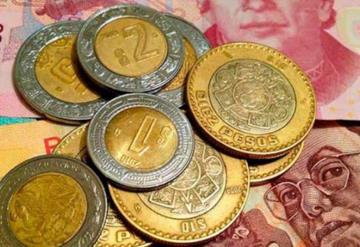 Peso cierra el mes con mayor alza en 25 años