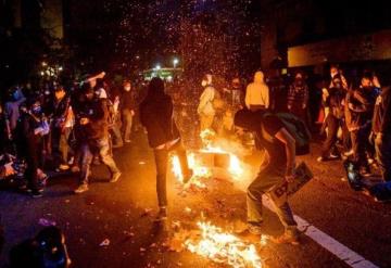 Muere policía durante protestas por la muerte de George Floyd en Oakland, California