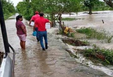 Municipios de Tabasco afectados por lluvias; habilitan refugios temporales