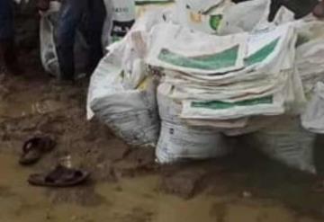 Lluvias afectan caminos y bordos en Teapa