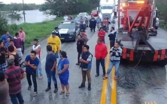 Cierran la autopista Mérida-Cancún por inundaciones