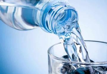 Conoce la cantidad de agua que debes de tomar al día según tu edad