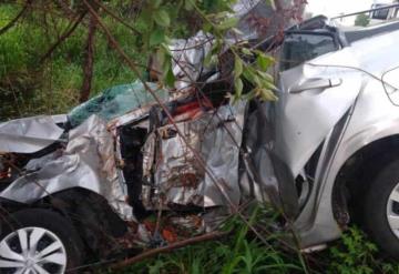 Fuerte accidente deja un muerto en la Cárdenas-Coatzacoalcos