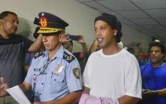 Ronaldinho cumple cuatro meses bajo arresto domiciliario
