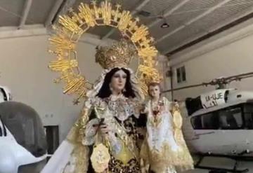 Pasean a Virgen del Carmen en helicóptero