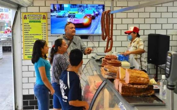 Locatarios del mercado Pino Suárez en manos de agiotistas
