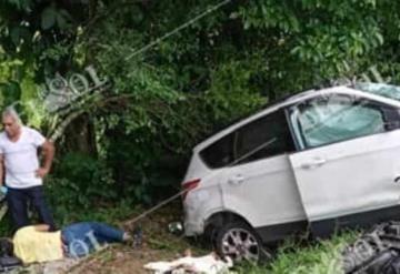 Fuerte accidente sobre la carretera Coatzacoalco - Cárdenas