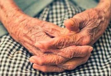 Salud exhorta a no exponer a abuelitos en su celebración; pide extremar medidas contra el Covid