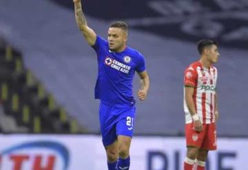 Cruz Azul vence a Necaxa por 3-0 y sigue como líder