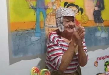 Abuelito se disfraza del Chavo del 8 para su cumple 92 y se viraliza