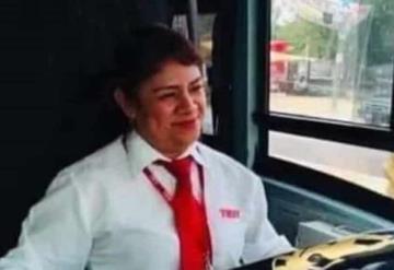 Empresa de transporte lanza a su primera conductora mujer