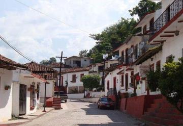 Tapijulapa se viste de colores para celebrar el Día de Pueblos Mágicos