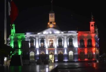 Sin verbena ni público, pero con un alto espíritu de solidaridad se dio el Grito de Independencia