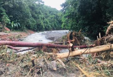 Cerrado el paso a Pichucalco por inundación