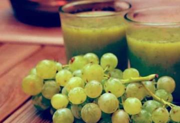 Prepara este delicioso jugo verde de uvas para adelgazar y embellecer la piel