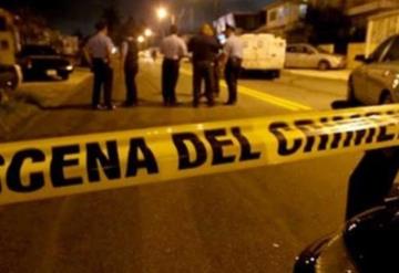 Padre e hijo asesinan a golpes a presunto ladrón