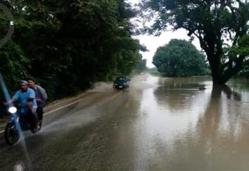 Siete vados sobre la carretera Villahermosa-Teapa