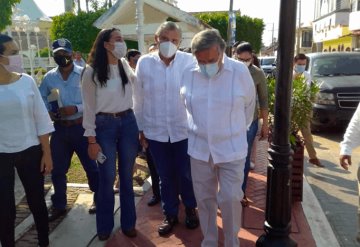 Renuncian tres funcionarios municipales en Balancán