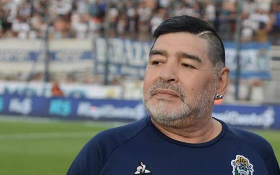 Diego Maradona es internado en La Plata