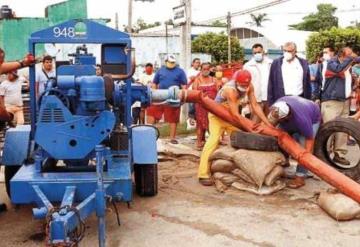 Desalojo de aguas, una labor titánica