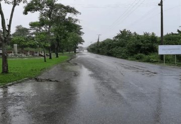 Paso abierto en carretera Tacotalpa-Jalapa 