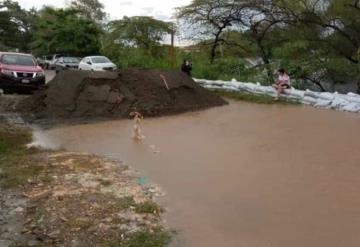 Más de 4 mil costales de arena se colocarán sobre del margen izquierdo del río Grijalva