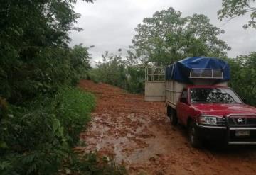 Lluvias afectan localidades de Tacotalpa