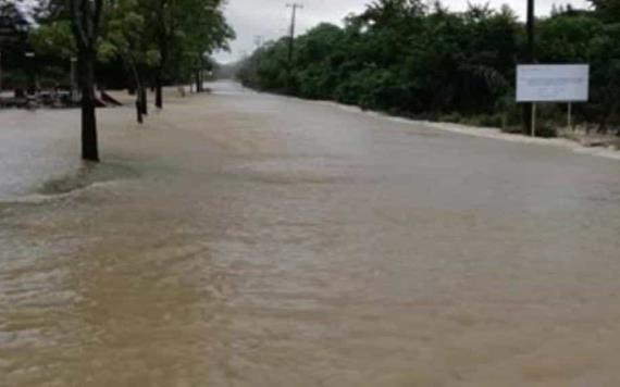 Río de la Sierra inunda localidades de Jalapa