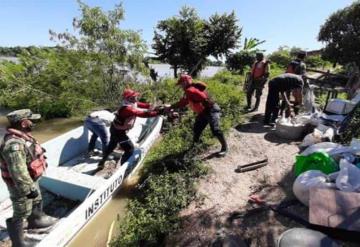 Evacuan a habitantes de rancherías de Jonuta por desbordamiento del río Usumacinta