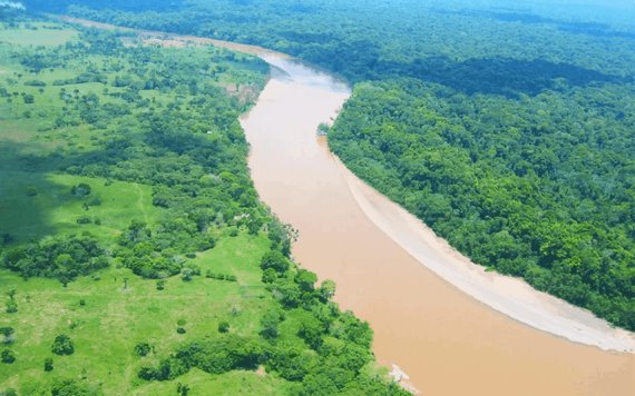 Río Usumacinta arriba de su nivel máximo ordinario