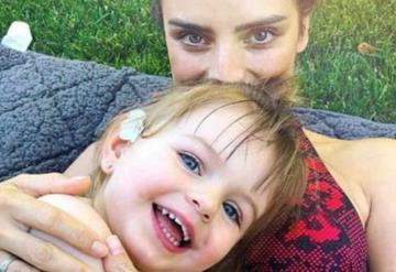 Aislinn Derbez revela si su hija Kailani debutará pronto como modelo