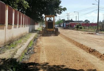 Continúa la obra pública en Balancán