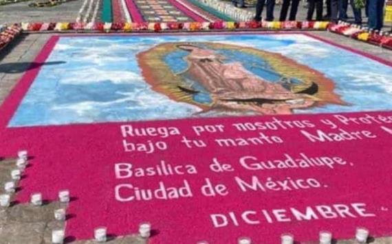 Elaboran majestuoso tapete de flores para la virgen de Guadalupe
