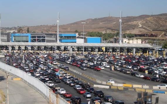 Restricciones de viaje en la frontera seguirán hasta el 21 de enero