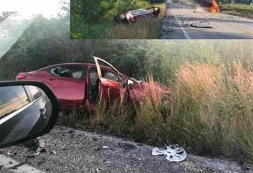 Fuerte choque entre dos autos en Carmen, Campeche