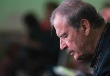 Vicente Fox se viste de luto