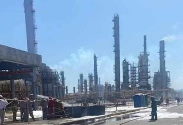 Reportan explosión en refinería de Salina Cruz