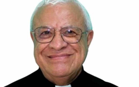 Desmienten fallecimiento del párroco Rubén Ponce de León