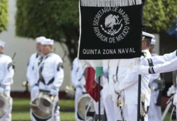 Rinde protesta el Vicealmirante Pablo Gabriel  González  como nuevo comandante de la V Zona Naval