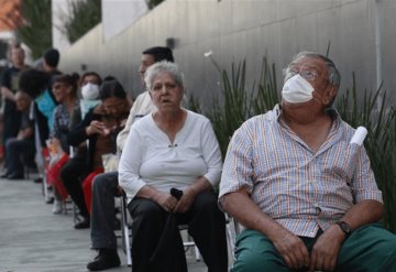 Tercera edad recibirá dos bimestres adelantados