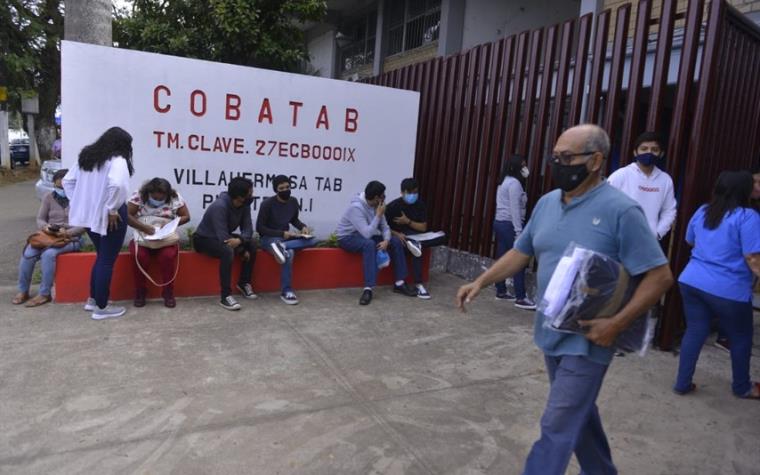 COBATAB realiza el proceso de reinscripción