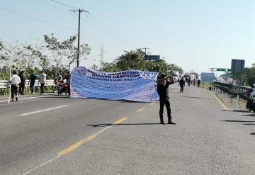 Bloquean carretera Coatzacoalcos – Villahermosa