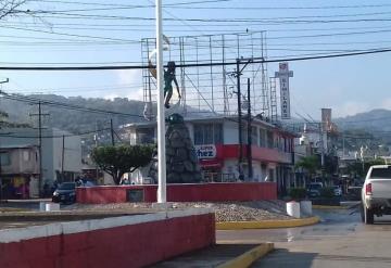 Vandalizan fuente de Teapa