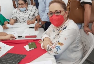 Minerva Santos precandidata única a la Presidencia Municipal de Paraíso