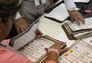 Aspirantes al PREPET realizan examen de conocimientos