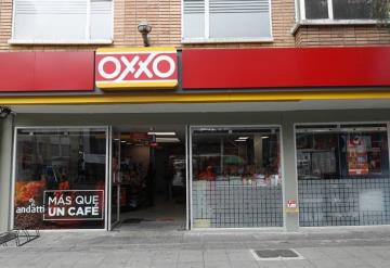 Supermercados enfrentan a Oxxo con sus minisupers