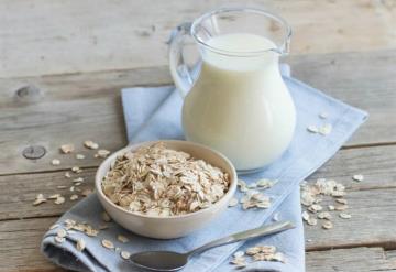 La leche de avena es más sustentable que la de vaca