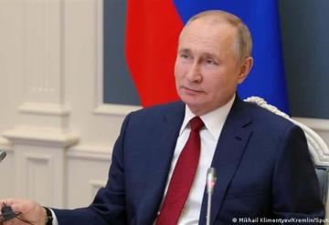 Firma ley que le permitirá estar en la presidencia hasta 2036: Vladimir Putin