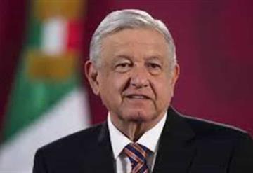 Solicitara que se revise el caso de adulto mayor al que simularon vacunar: AMLO