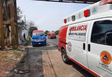 Choca unidad de transporte público; dos mujeres resultaron lesionadas